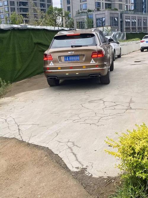 队车!江苏车牌豹子购买渠道“众为信”-第1张图片-49车牌靓号 队车!江苏车牌豹子购买渠道“众为信”-第1张图片-49车牌靓号