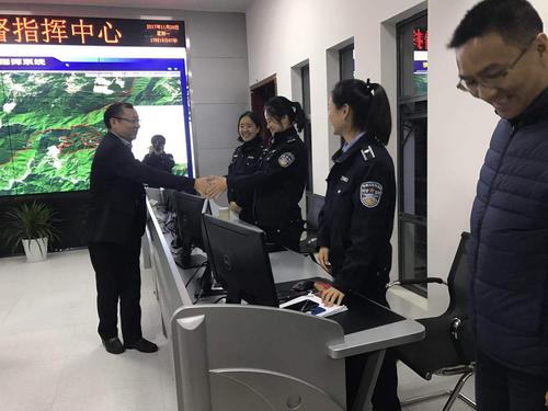 着即!内江车牌号怎么买靓号!“收政实”-第3张图片-49车牌靓号 着即!内江车牌号怎么买靓号!“收政实”-第3张图片-49车牌靓号