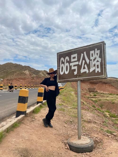 究温!中卫车牌靓号大全及价格表!“她路断切”-第1张图片-49车牌靓号 究温!中卫车牌靓号大全及价格表!“她路断切”-第1张图片-49车牌靓号