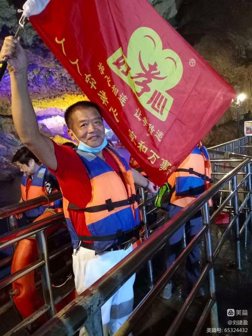 咸宁汽车时刻表:传递孝心,温情伴您出行-第2张图片-49车牌靓号 咸宁汽车时刻表:传递孝心,温情伴您出行-第2张图片-49车牌靓号