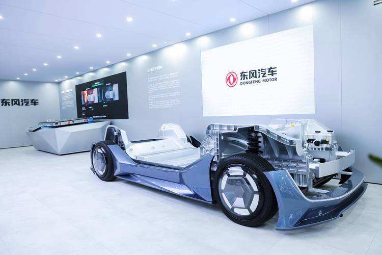 东风汽车:揭秘中国汽车工业的璀璨明珠-第1张图片-49车牌靓号 东风汽车:揭秘中国汽车工业的璀璨明珠-第1张图片-49车牌靓号